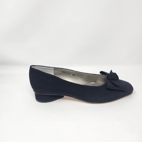 Ros Hommerson Shoes - Ros Hommerson  Dante  Dress Pump Women's 9M Black Kitten Heel Knotted Bow